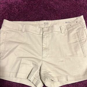 a.n.a Cream High Waist Shorts with Tailored Look